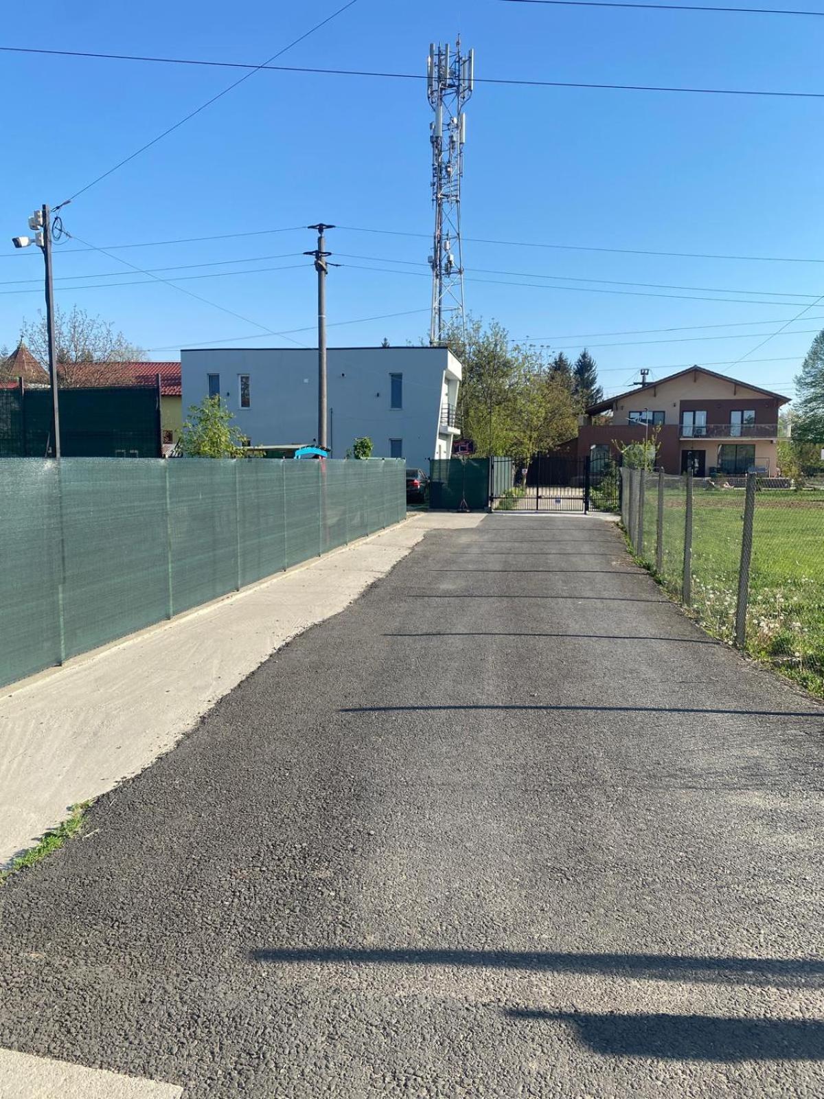 Ttt House Piteşti Exteriör bild